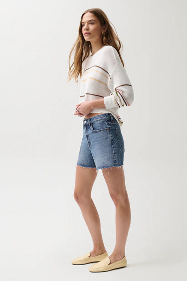 Pistola Kennedy Short in Cityscape