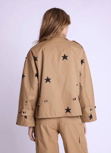 Berenice Vrinda Short Trench Coat in Camel Star - Estilo Boutique
