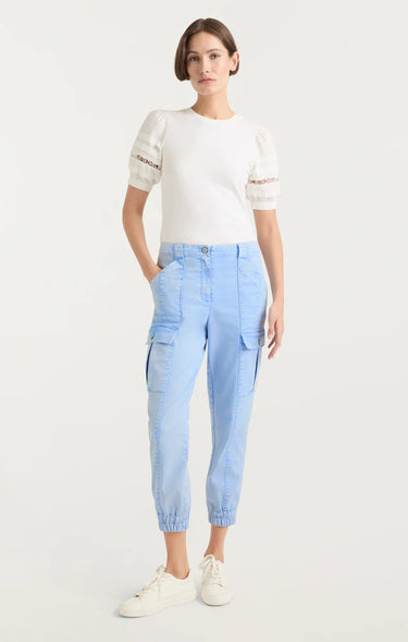 Cinq A Sept Skinny Kelly Pant in Skylight - Estilo Boutique