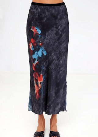 Go Silk Go Long For It Skirt Placed in Black Floral - Estilo Boutique