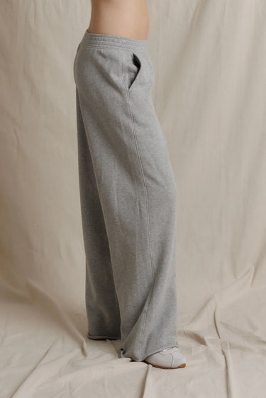 Perfect White Tee Leni French Terry Pull on Pant in Heather Grey