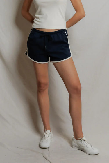 Perfect White Tee Leo in Navy Bright Ivory