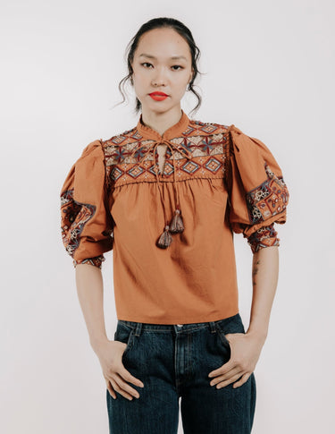 Love The Label Diella Top in Caramel