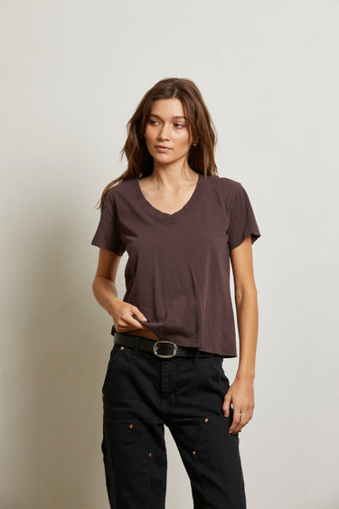 Perfect White Tee Hendrix Tee in Cocoa