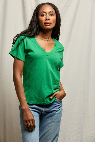 Perfect White Tee Hendrix Tee in Grass