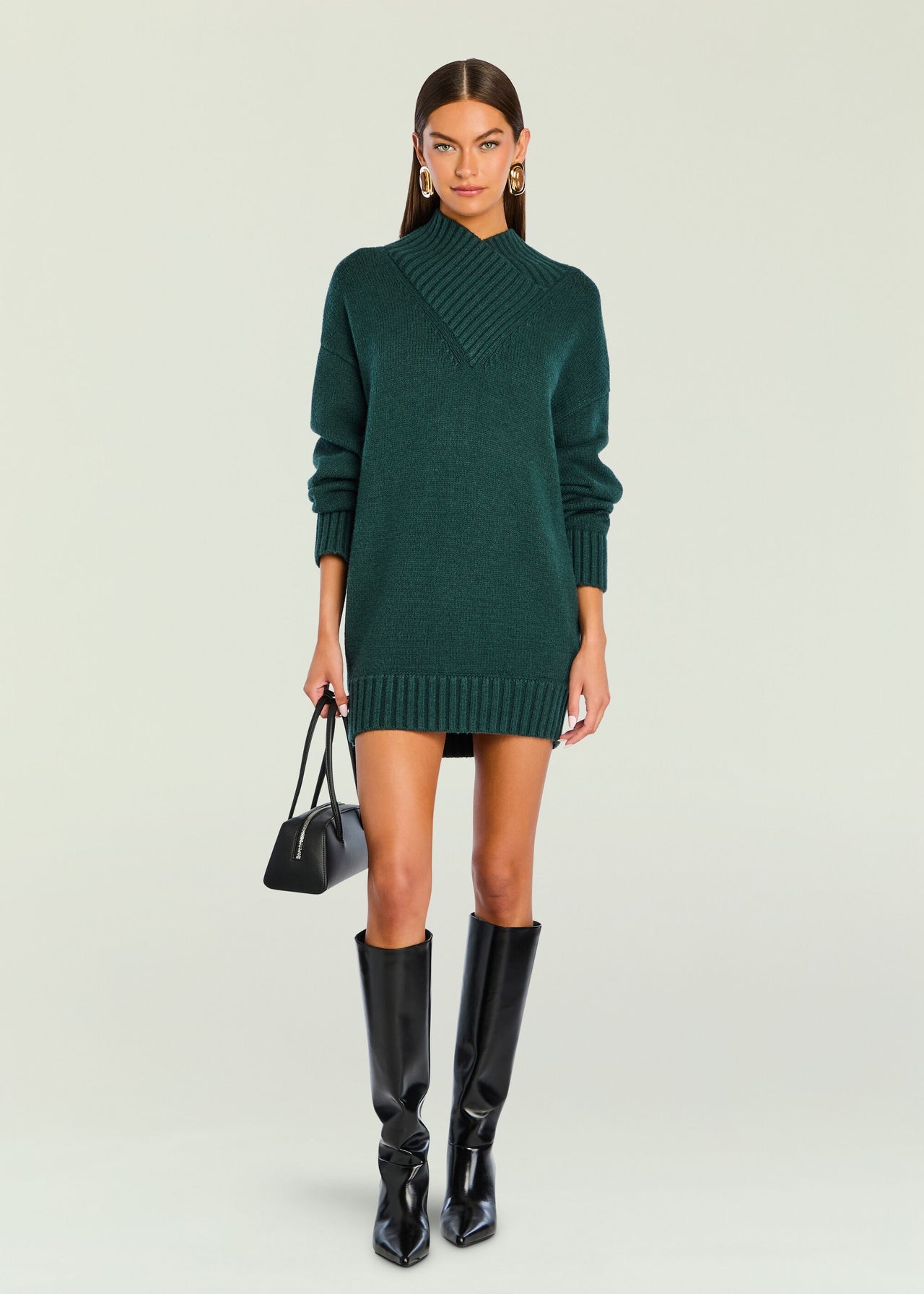 Seroya Dessa Chunky Knit Sweater Dress in Evergreen - Estilo Boutique Evergreen / S Seroya Dessa Chunky Knit Sweater Dress in Evergreen - Estilo Boutique Evergreen / S