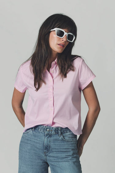The Shirt The Boxy Short Sleeve Cropped Shirt in Light Pink