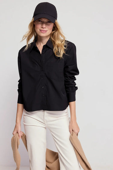 The Shirt The Long Sleeve Boxy Crop in Black