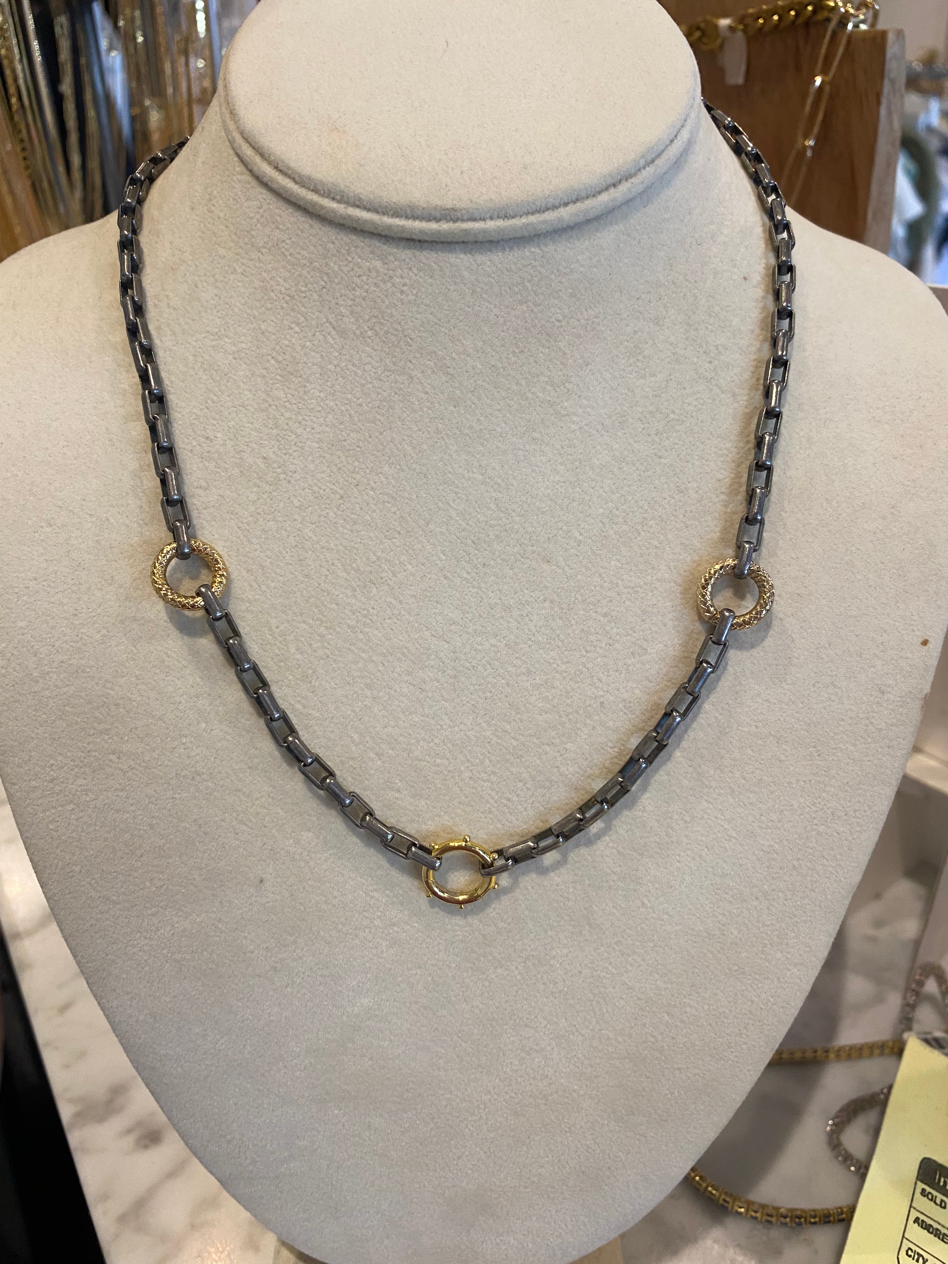 Paula Rosen Boxy Chain With Gold Rings