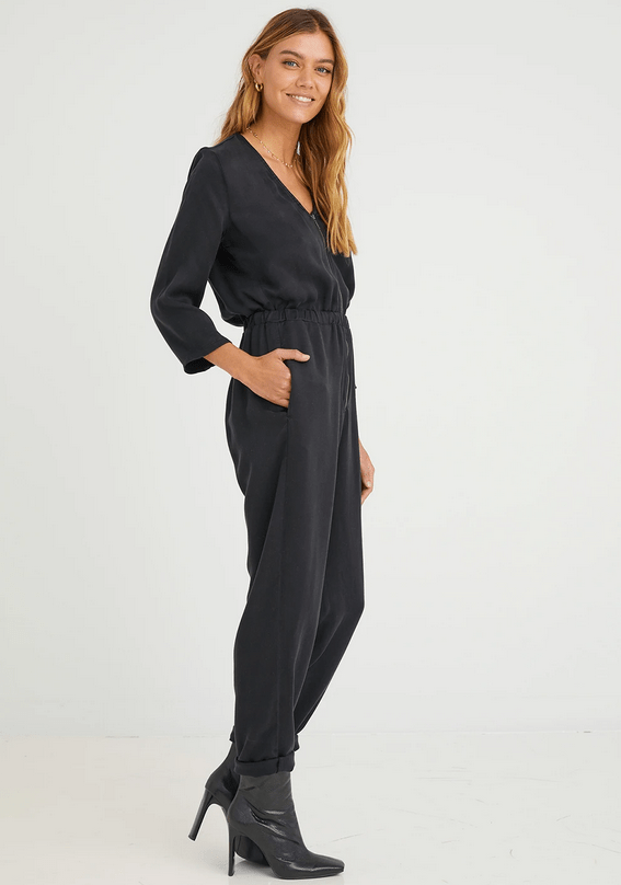 Bella Dahl Long Sleeve Jumpsuit - Estilo Boutique