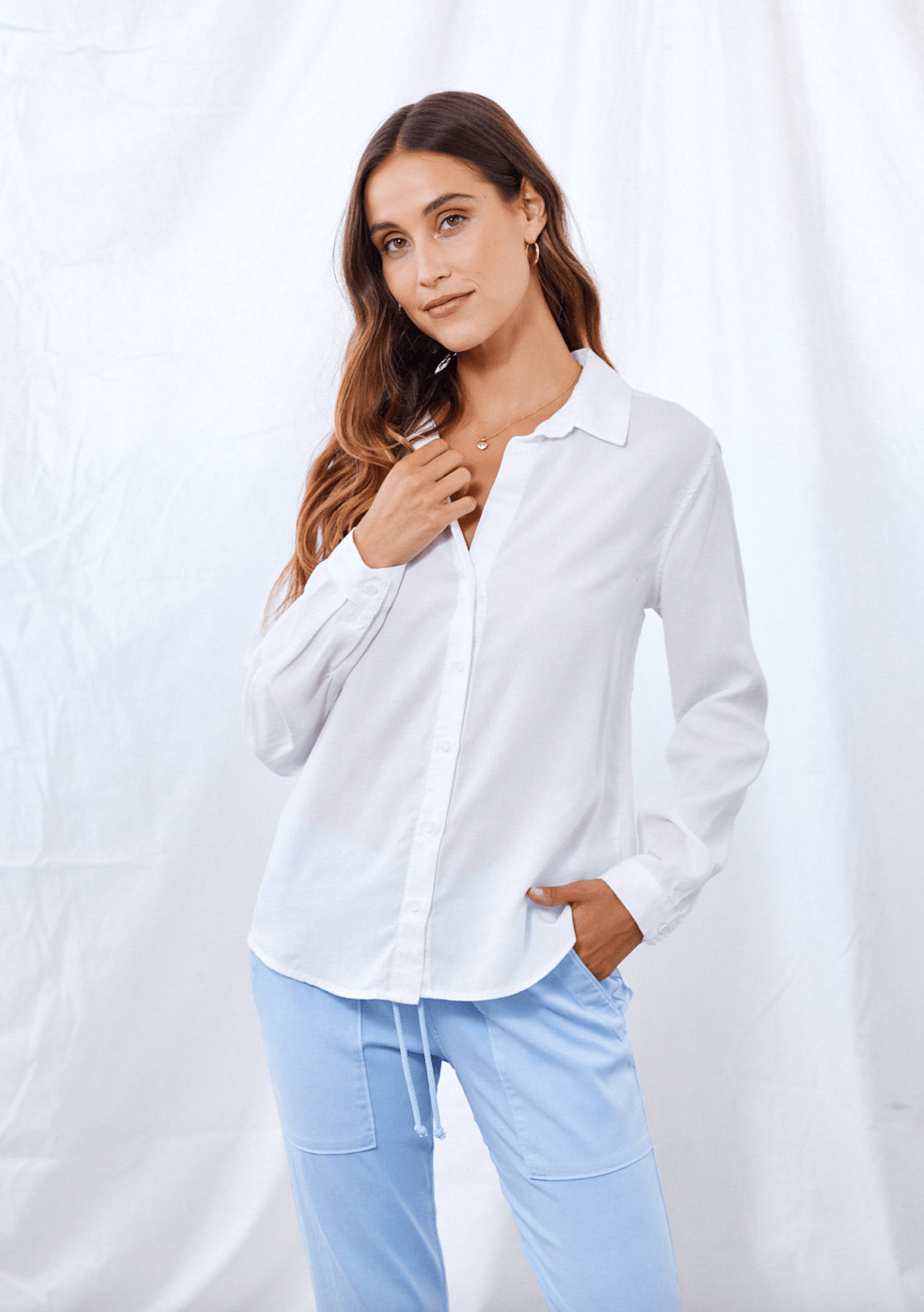 Bella Dahl Solana Button Down in White - Estilo Boutique