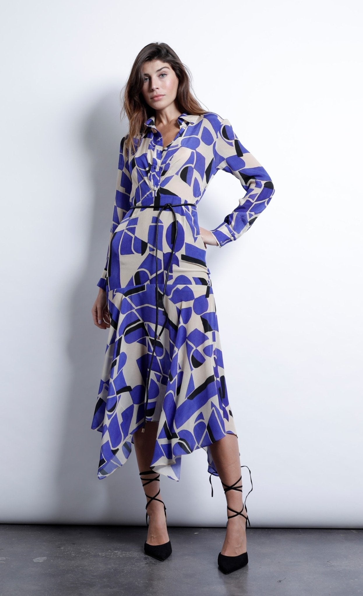 Karina Grimaldi Sienna Print Dress in Blue Geo - Estilo Boutique