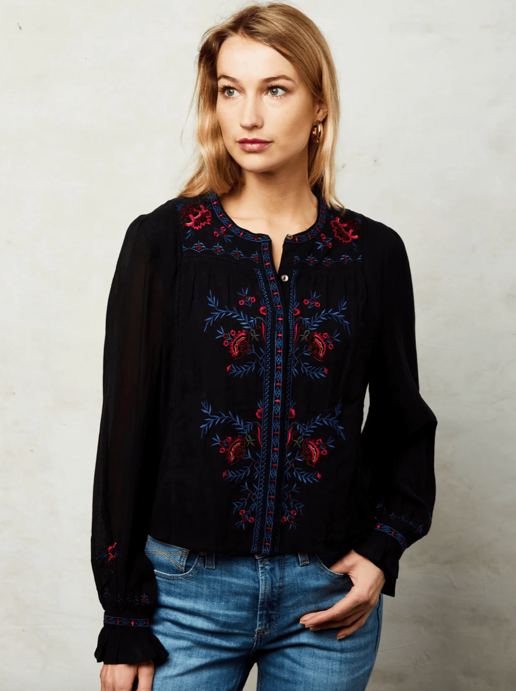 Love the Label Luanne Long Sleeve Top in Black Karina Embroidery - Estilo Boutique