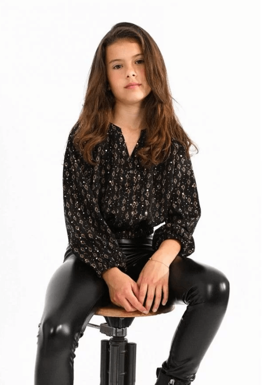 Molly Bracken V-Neck Printed Blouse in Black Jude - Estilo Boutique