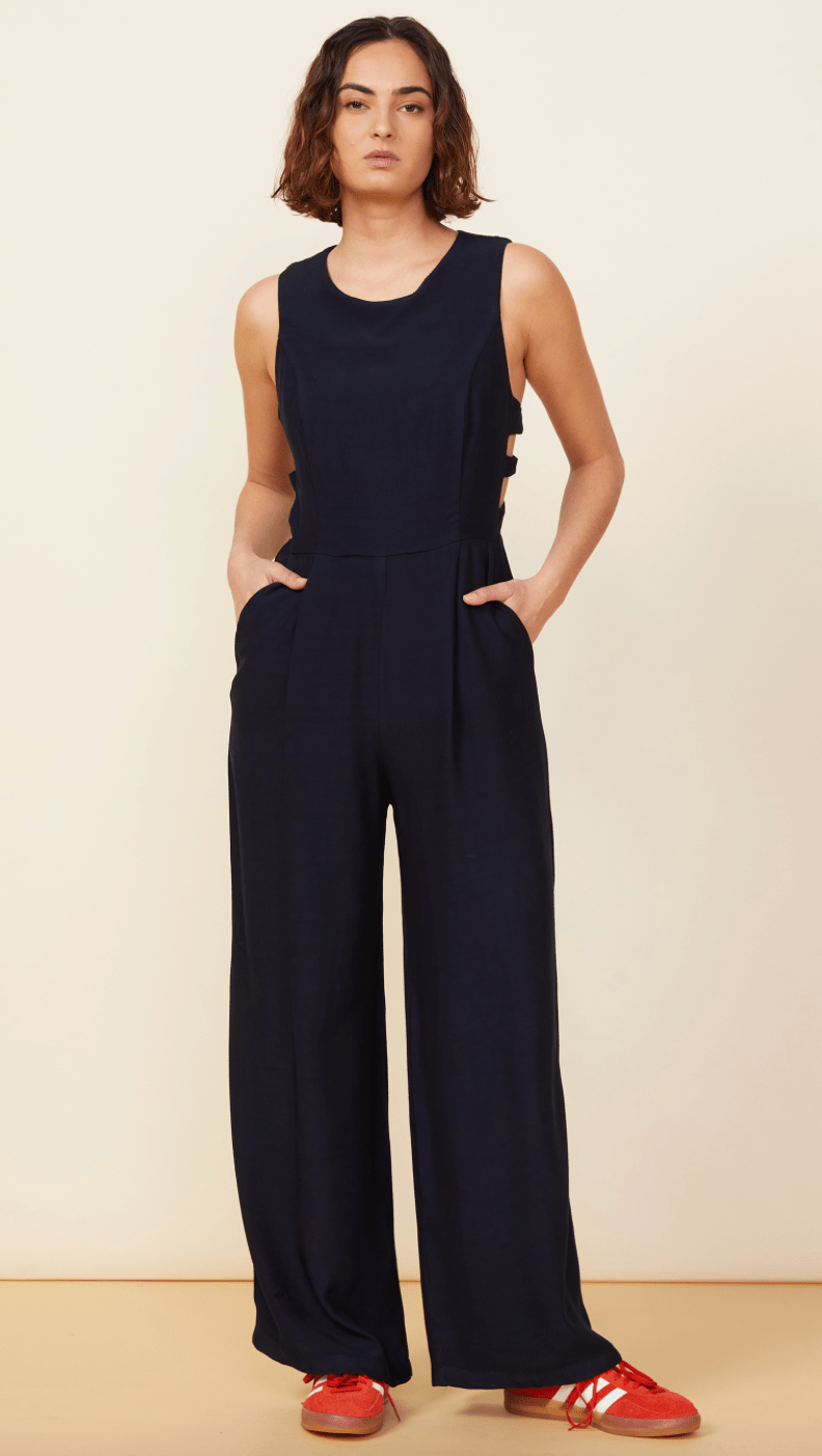Monrow Silk Tank Top Cut Out Jumpsuit in Blue/Black – Estilo Boutique