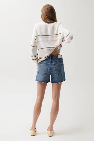 Pistola Kennedy Short in Cityscape