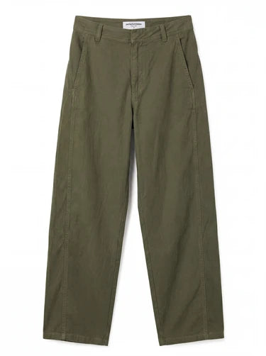 Perfect White Tee Akira Barrel Leg Pant in Dark Olive