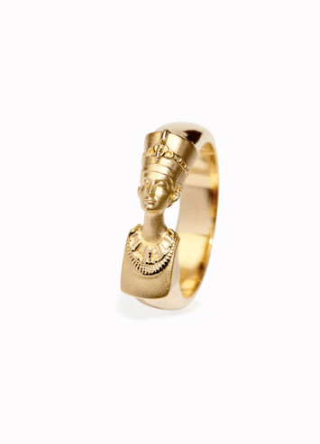 Awe Inspired Nefertiti Statue Ring - Estilo Boutique