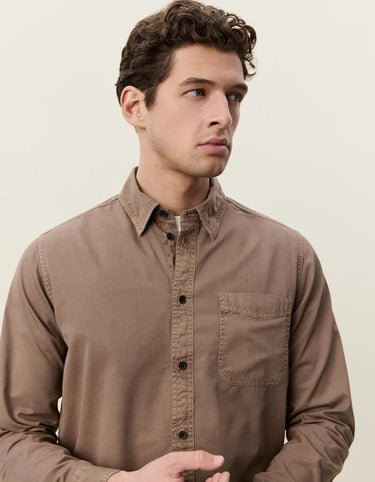 Les Deux Garment Dyed Shirt in Caribou