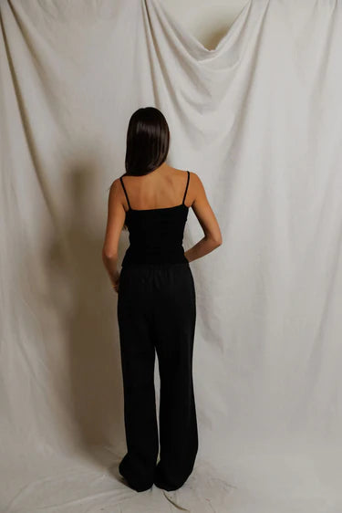 Perfect White Tee Lorana Pant in Black