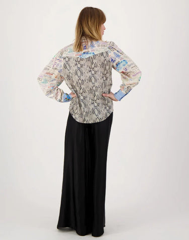 Me369 Grace Cropped Shirt in Snake