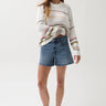Pistola Kennedy Short in Cityscape