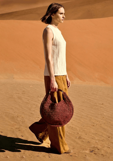 Viamail Bag Dana Crochet Bag in Sienna
