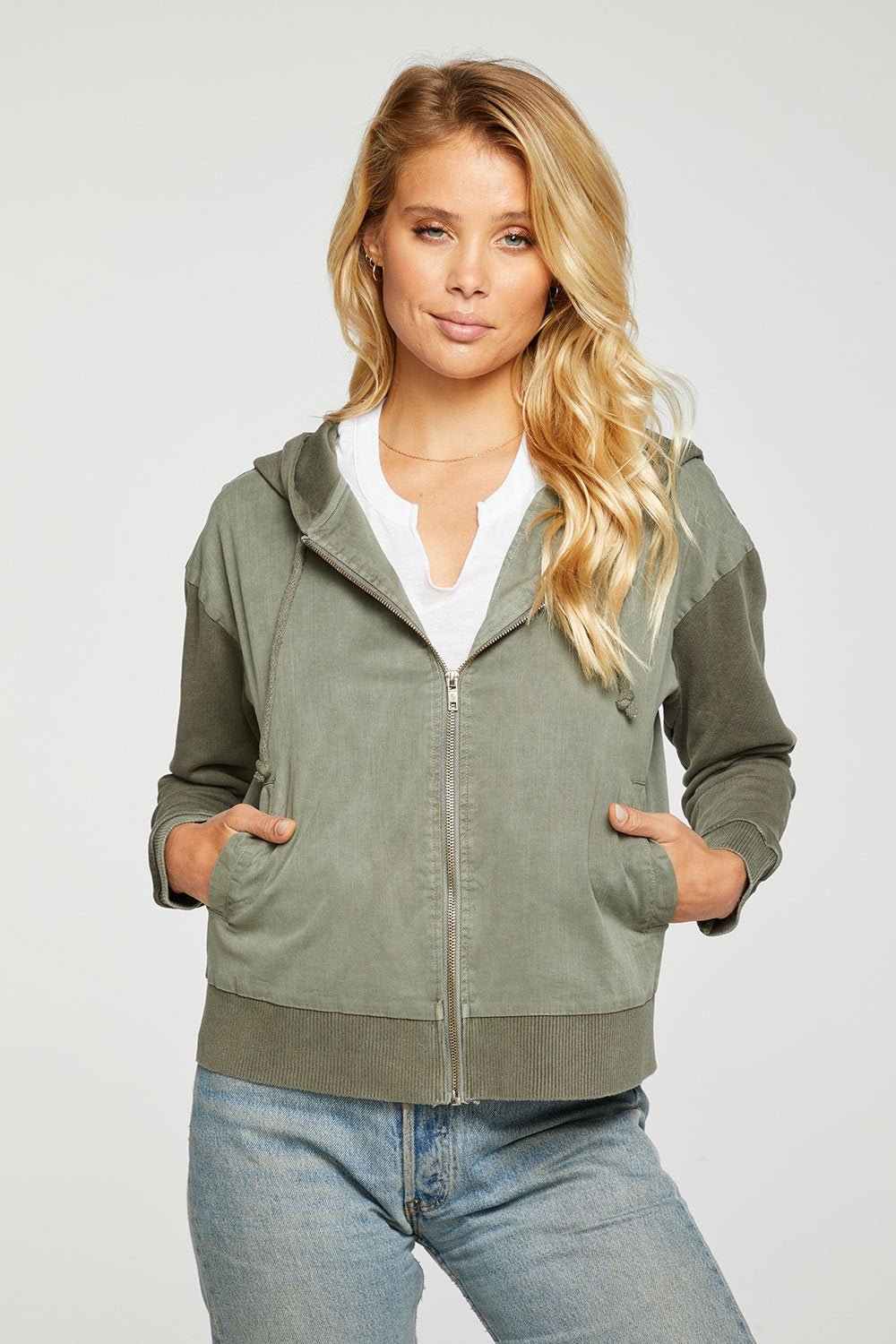 Chaser Stretch Twill Long Sleeve Hooded Jacket - Estilo Boutique