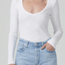 Citizen of Humanity Anouk V Neck Top in White - Estilo Boutique