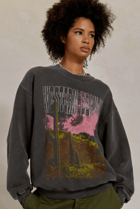 Daydreamer Western Beauty Crew Sweater in Black - Estilo Boutique