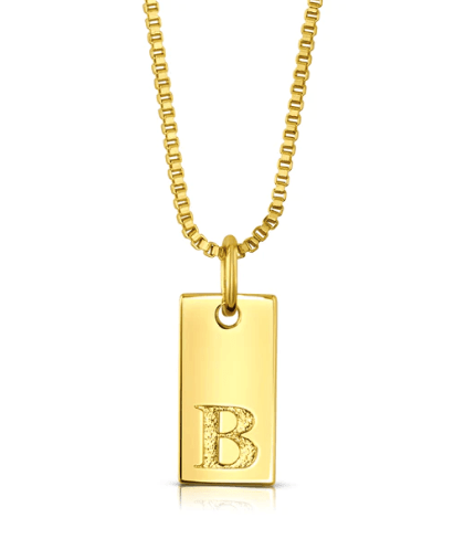 Jen Hansen Dog Tag Initial Necklace in Gold - Estilo Boutique