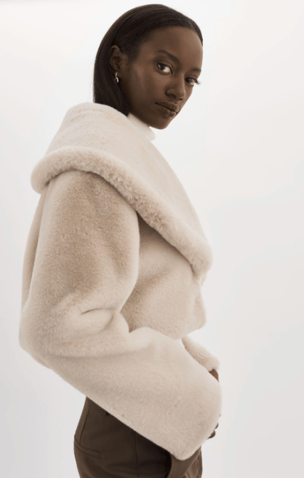 Lamarque Danika Faux Fur Crop Jacket in Oat – Estilo Boutique