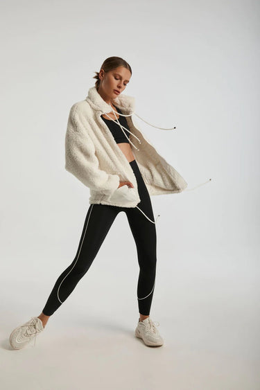 Lanston Oversized Sherpa Jacket in Cream - Estilo Boutique