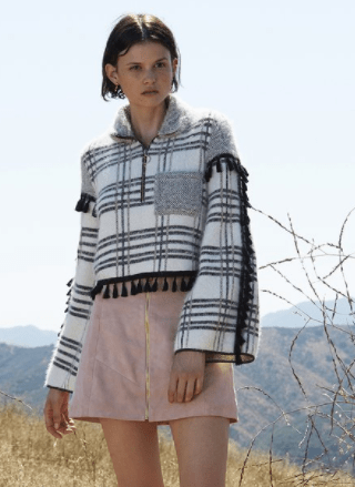 The Jetset Diaries Carvan Pullover in Plaid - Estilo Boutique