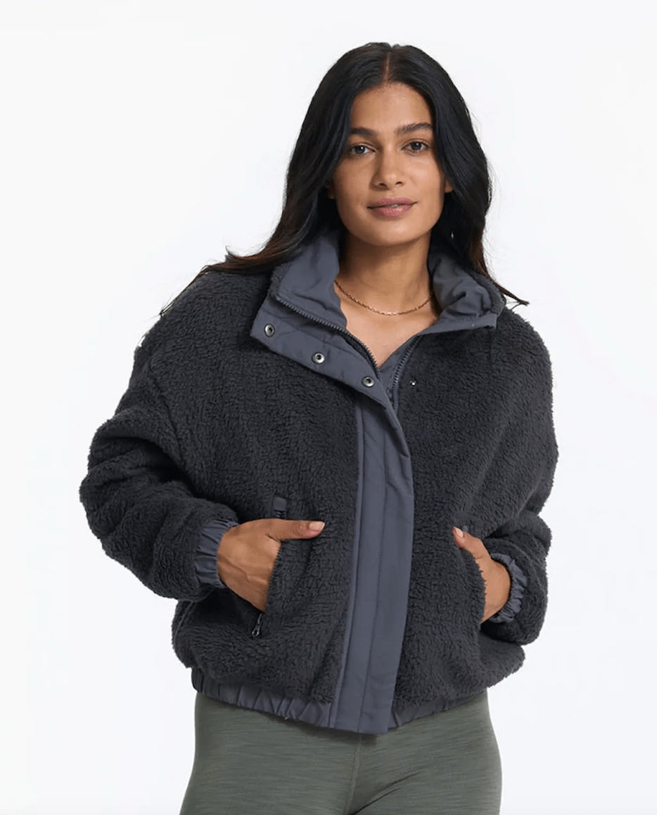 Vuori Cozy Sherpa Jacket in Charcoal